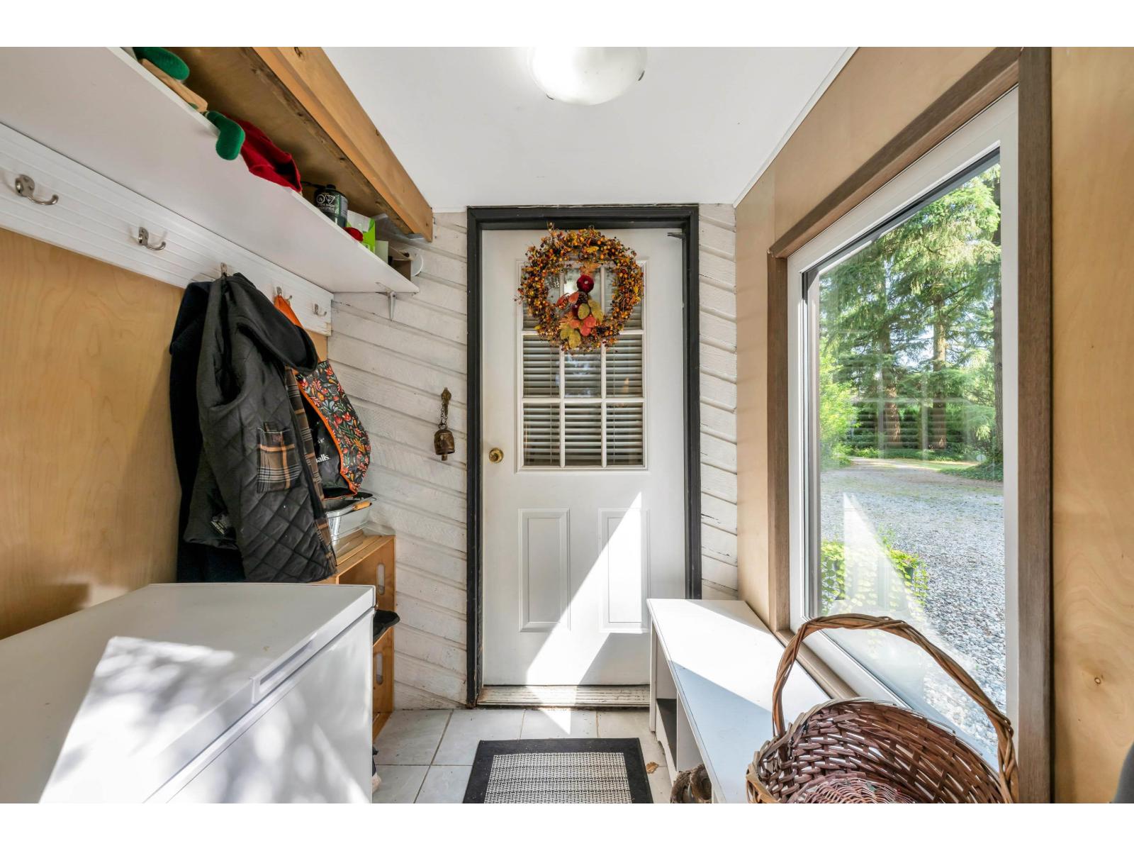 17300 26 Avenue, Surrey, British Columbia  V3Z 0A4 - Photo 18 - R3102500