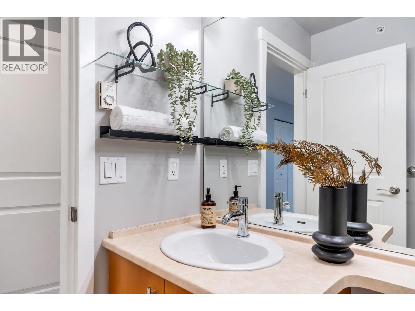 130 9229 University Crescent, Burnaby, British Columbia  V5A 4Z2 - Photo 24 - R3102627