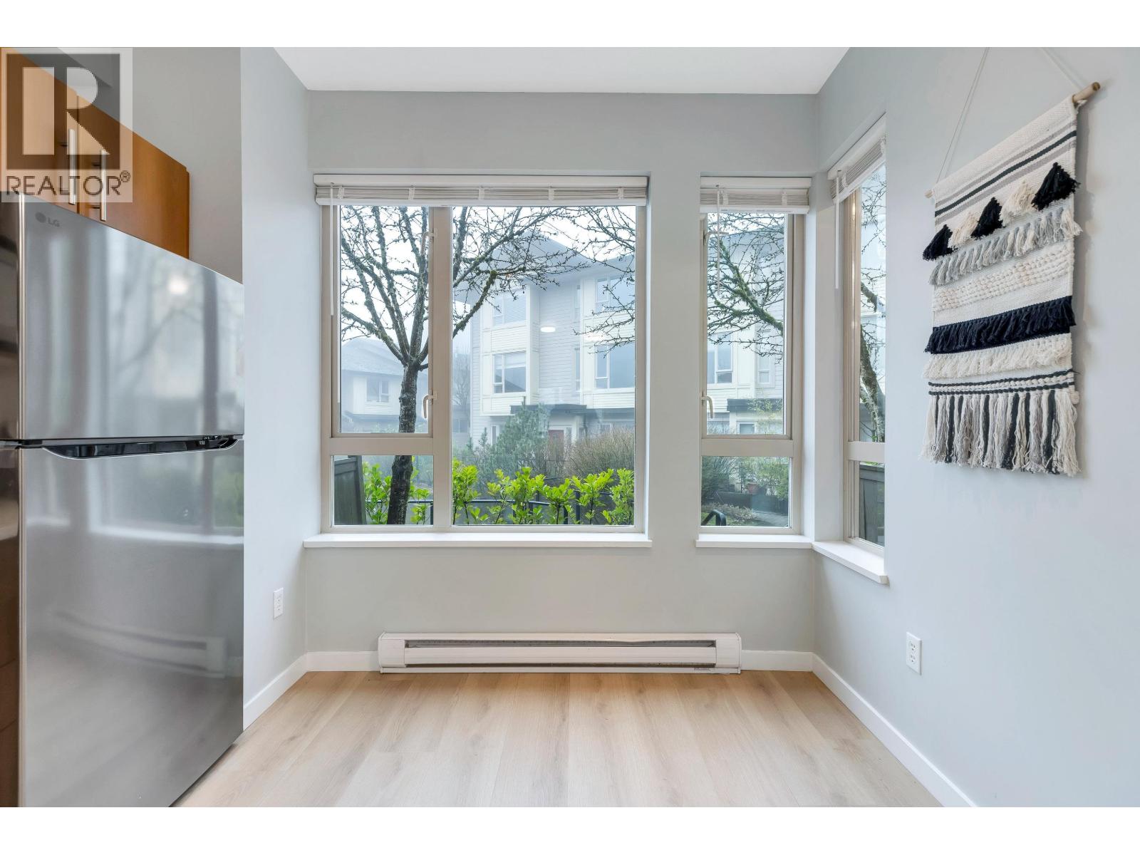 130 9229 University Crescent, Burnaby, British Columbia  V5A 4Z2 - Photo 5 - R3102627