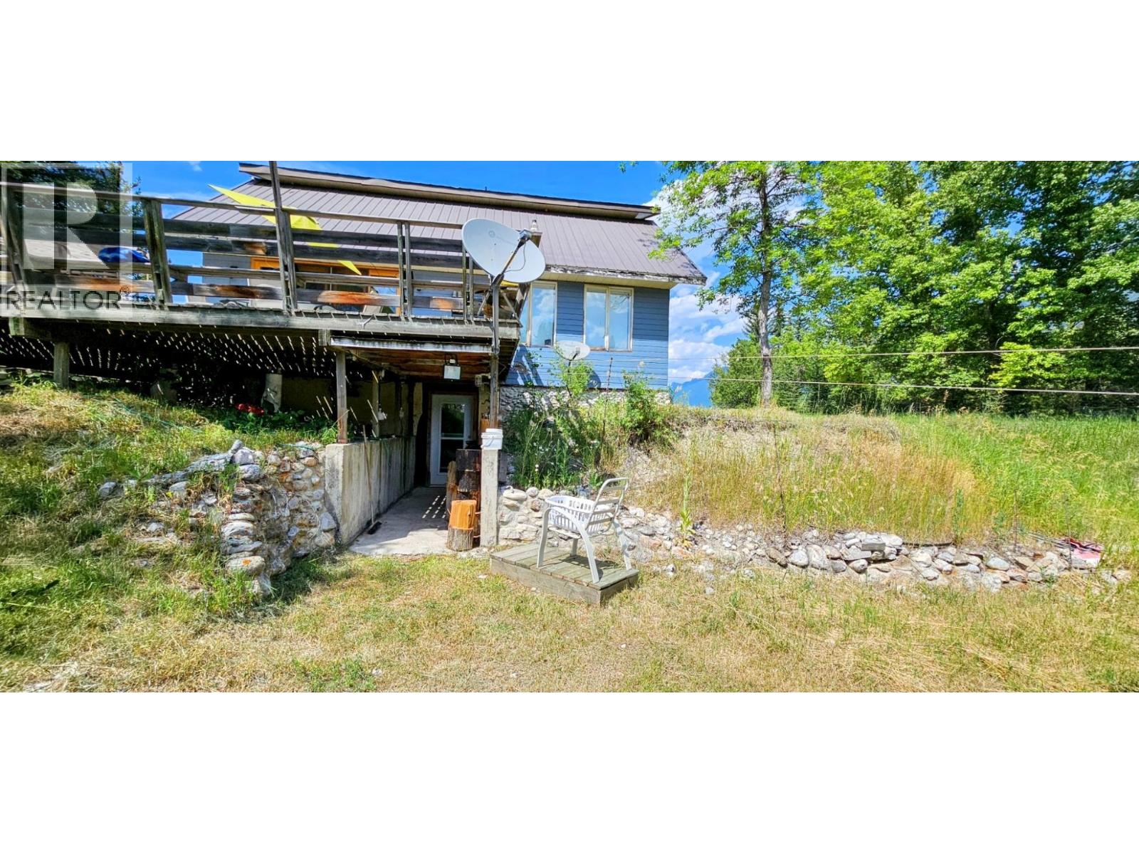 3560 Island Pond Road, Skookumchuck, British Columbia  V0B 2E0 - Photo 31 - 10380430