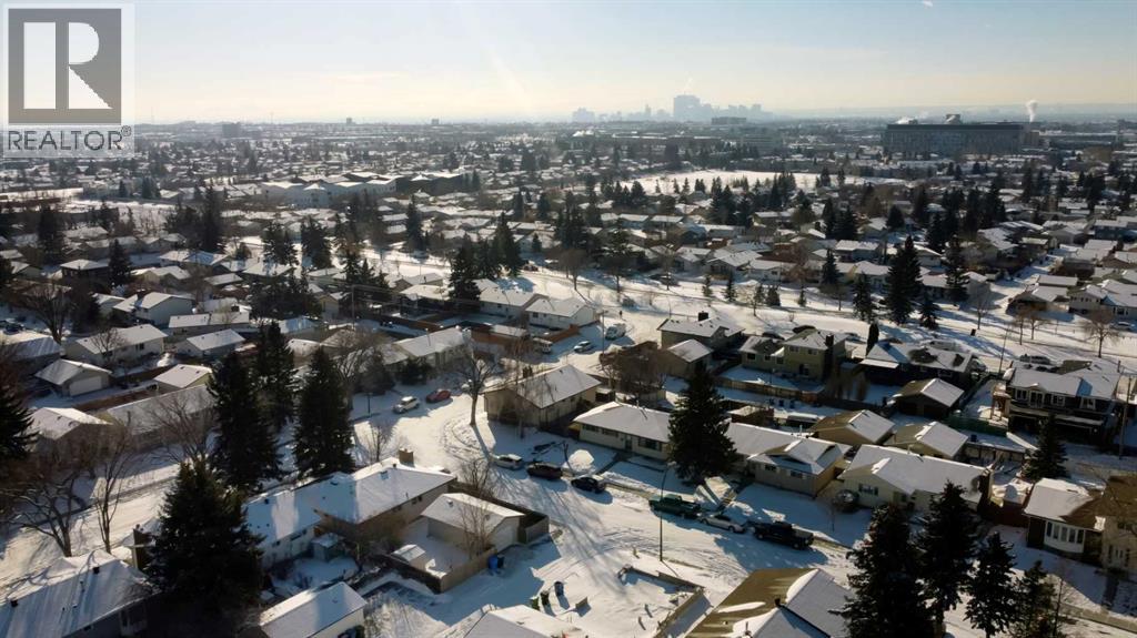 4620 31 Avenue NE, Calgary, Alberta  T1Y 1G9 - Photo 36 - A2288481