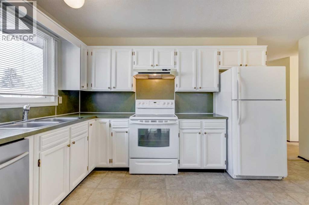 4620 31 Avenue NE, Calgary, Alberta  T1Y 1G9 - Photo 11 - A2288481