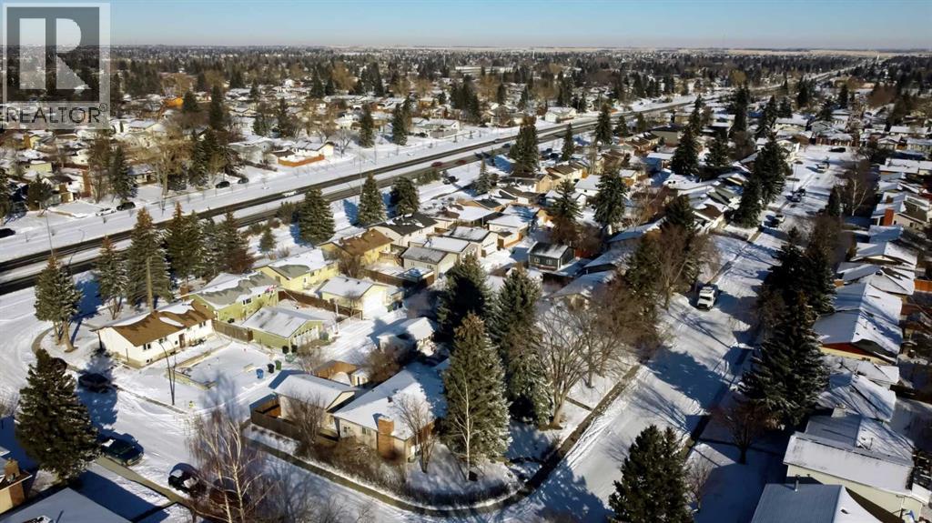 4620 31 Avenue NE, Calgary, Alberta  T1Y 1G9 - Photo 37 - A2288481