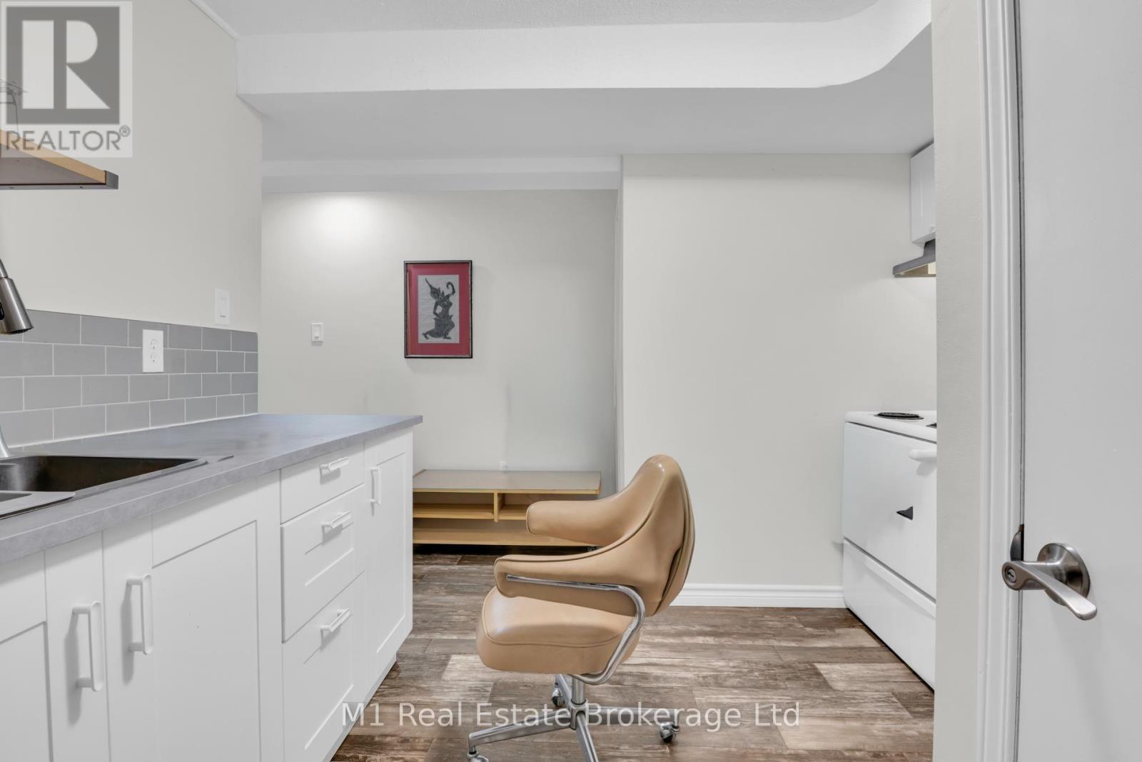 157 Municipal Street, Guelph, Ontario  N1G 4R2 - Photo 32 - X12912186