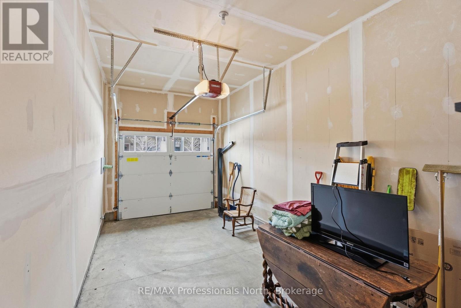 30 Serenity Place, Huntsville, Ontario  P1H 0C4 - Photo 36 - X12912194