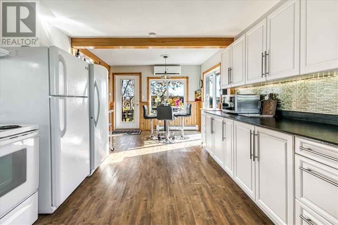 36 Fraser Street, Manitoulin Island, Ontario  P0P 1H0 - Photo 19 - 2126885