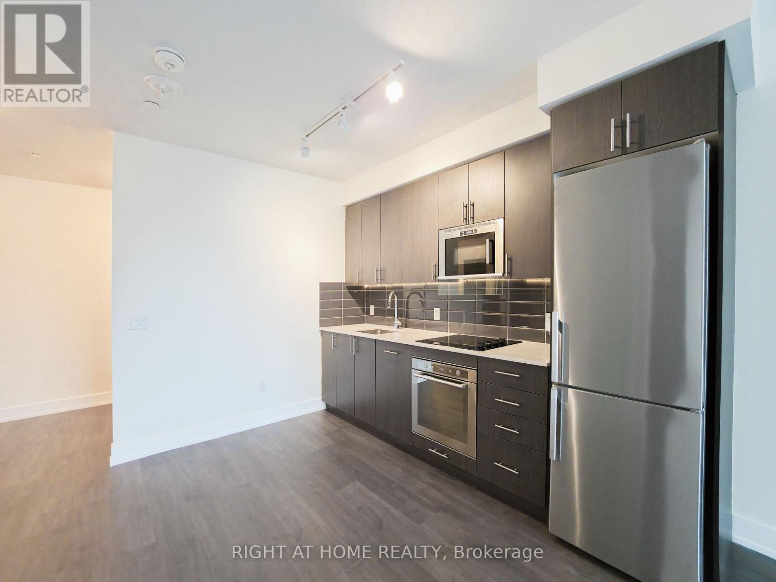 1713 - 2550 Simcoe Street N, Oshawa, Ontario  L1L 0R5 - Photo 14 - E12730000