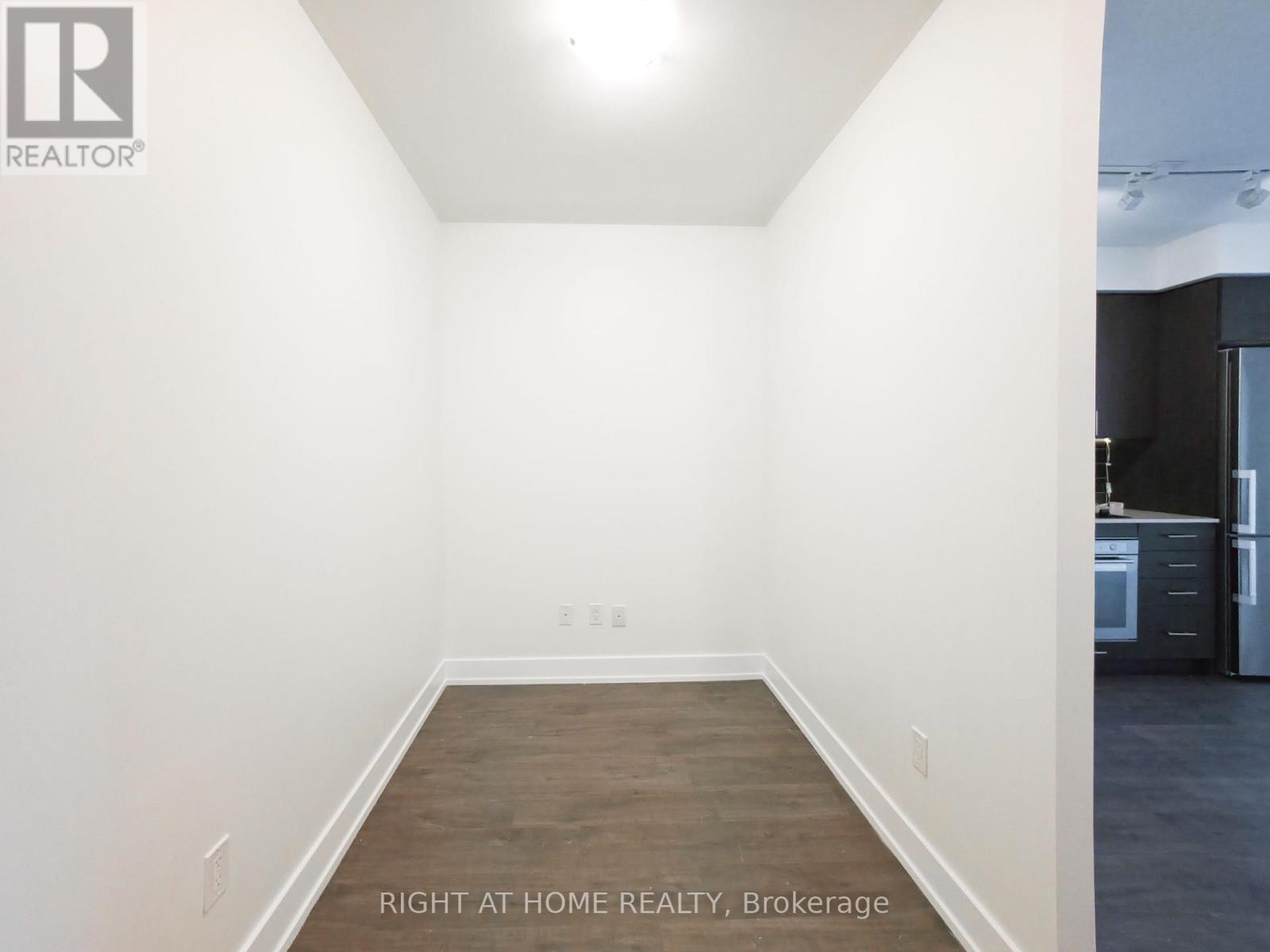 1713 - 2550 Simcoe Street N, Oshawa, Ontario  L1L 0R5 - Photo 7 - E12730000