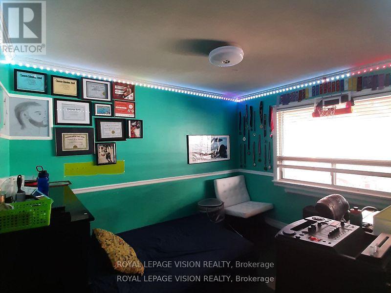 52 Ellendale Drive, Toronto, Ontario  M1P 1N5 - Photo 17 - E12828738