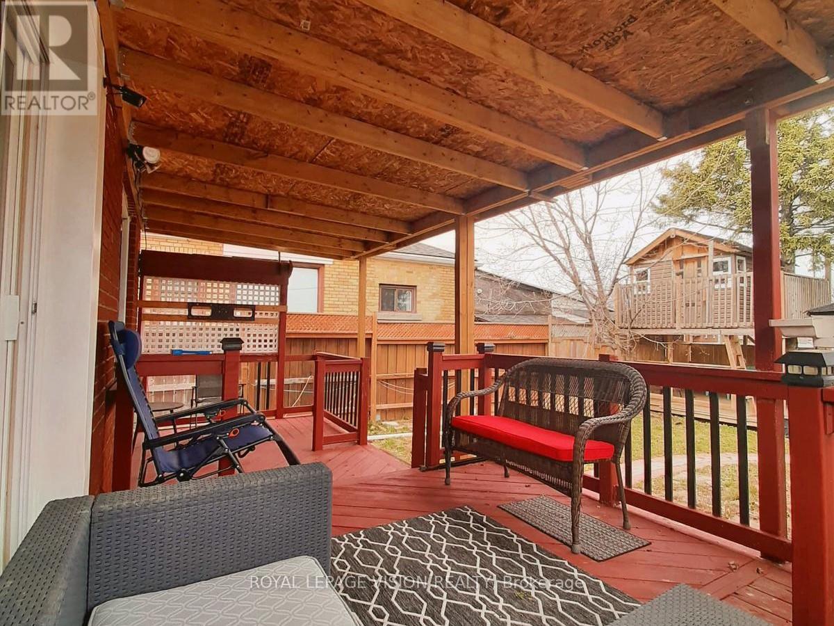 52 Ellendale Drive, Toronto, Ontario  M1P 1N5 - Photo 33 - E12828738