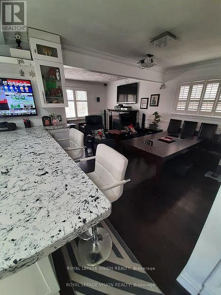 52 Ellendale Drive, Toronto, Ontario  M1P 1N5 - Photo 6 - E12828738