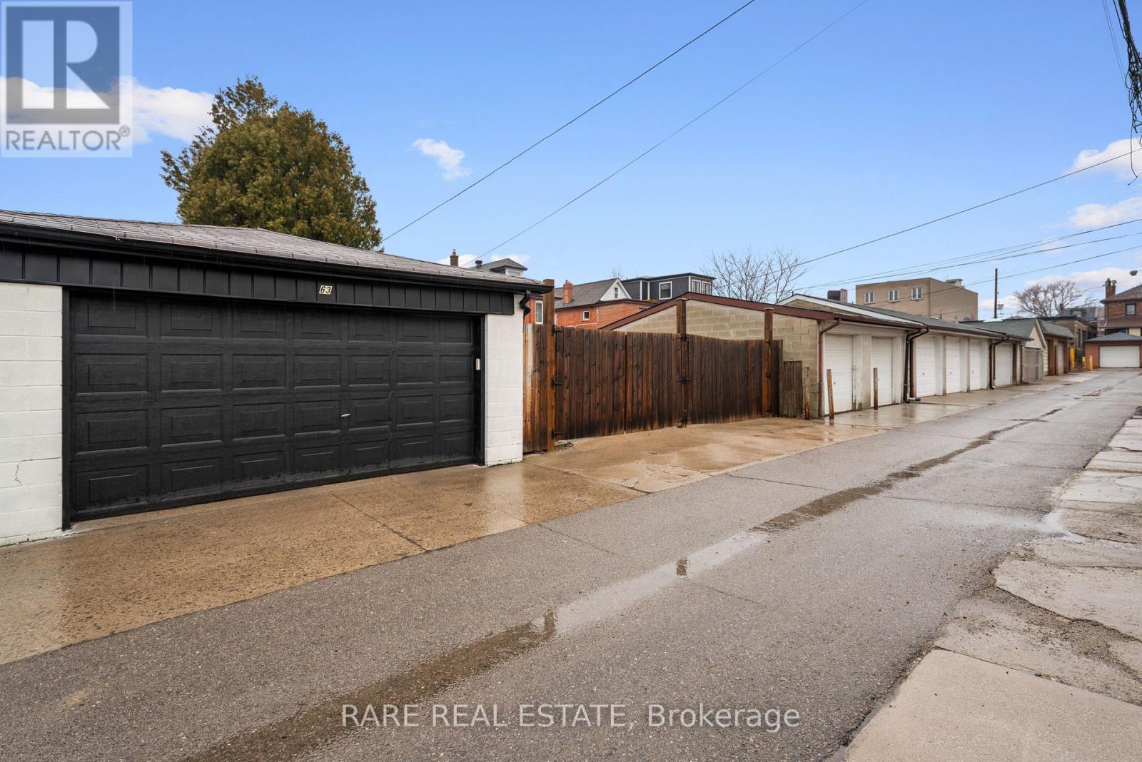 63 Laughton Avenue, Toronto, Ontario  M6N 2W8 - Photo 39 - W12908526