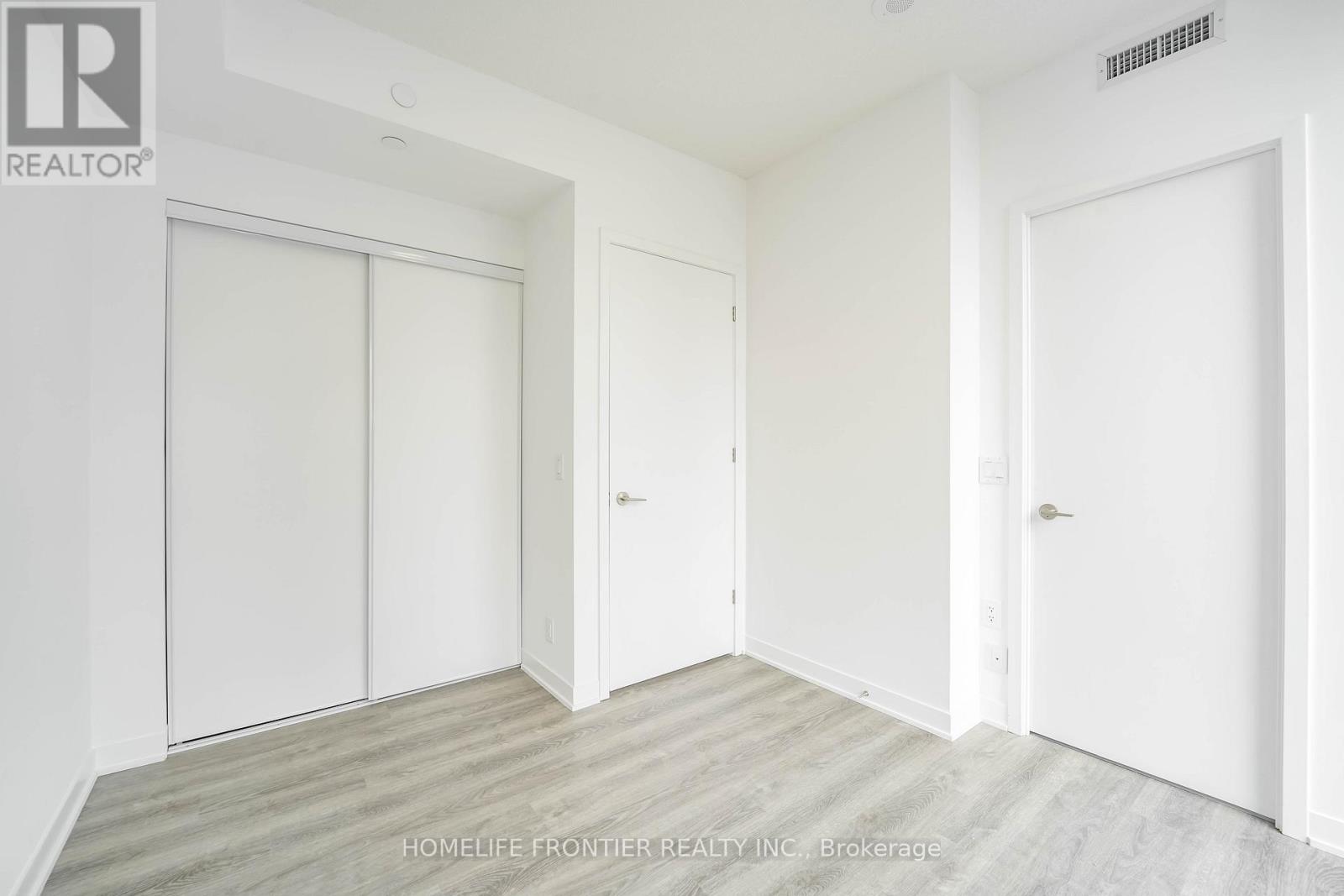 1503 - 180 Front Street E, Toronto, Ontario  M5A 0A9 - Photo 10 - C12912158