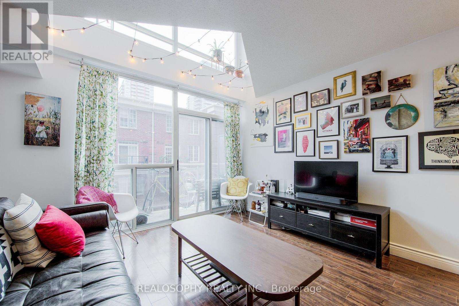 235 - 1029 KING STREET W, Toronto, Ontario