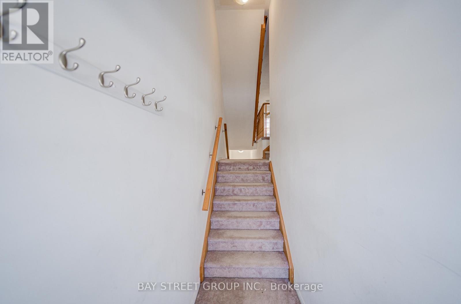 2378 Chevron Prince Path, Oshawa, Ontario  L1L 0L1 - Photo 5 - E12912172