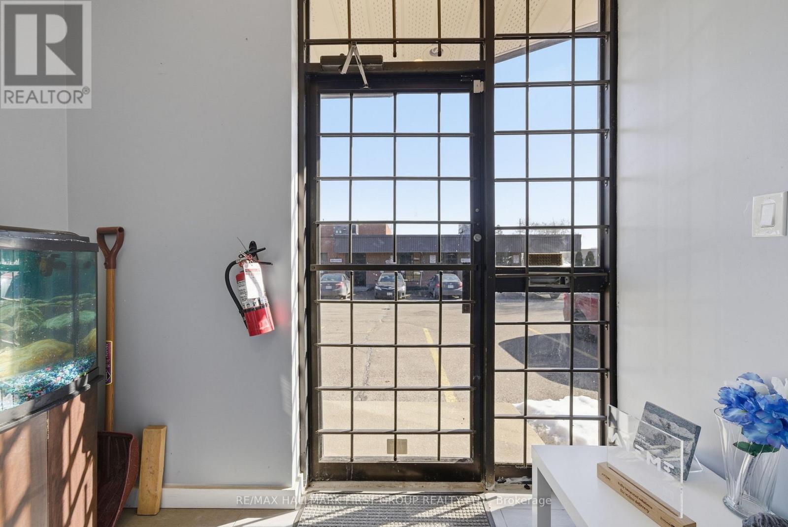 #4 - 1730 Mcpherson Court, Pickering, Ontario  L1W 3E6 - Photo 5 - E12912180