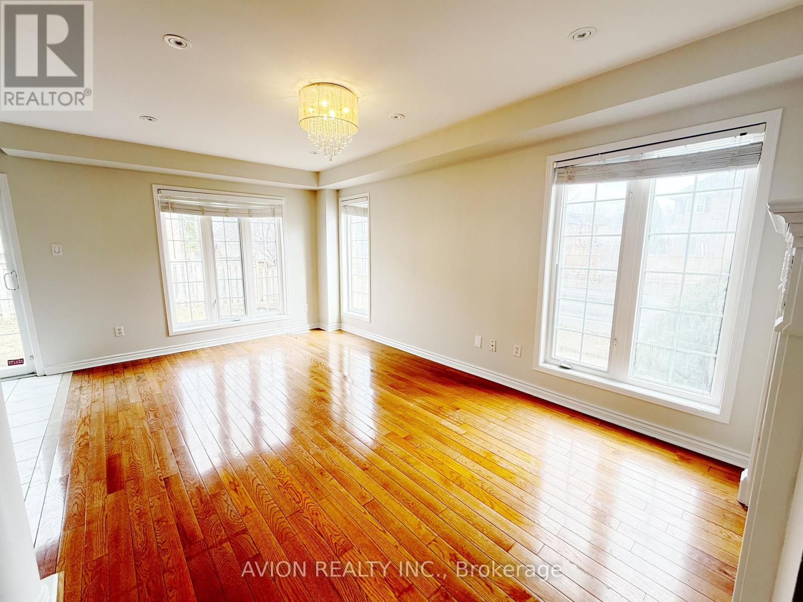 235 Fred Mclaren Boulevard, Markham (Wismer), Ontario  L6E 1S9 - Photo 6 - N12912190