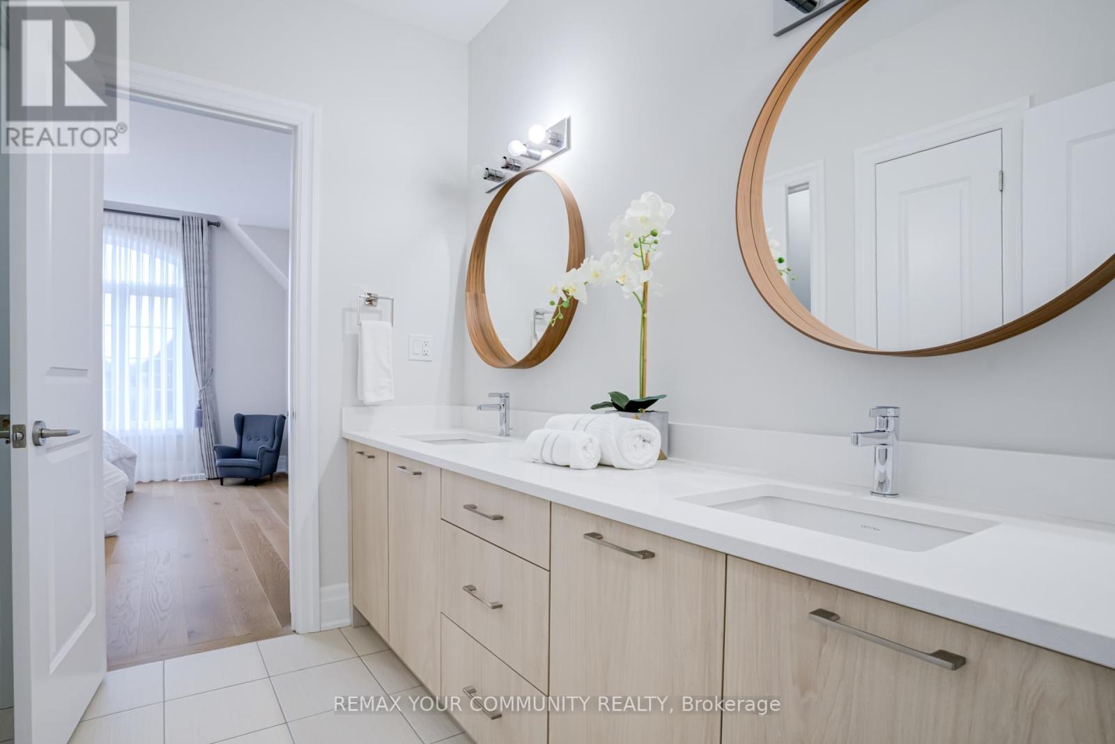 9 Casavant Court, Vaughan, Ontario  L6A 5A5 - Photo 33 - N12912198