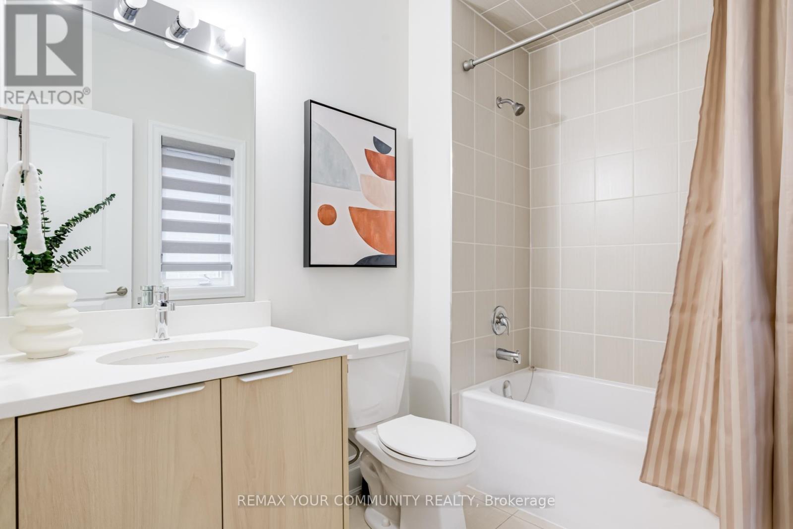 9 Casavant Court, Vaughan, Ontario  L6A 5A5 - Photo 38 - N12912198