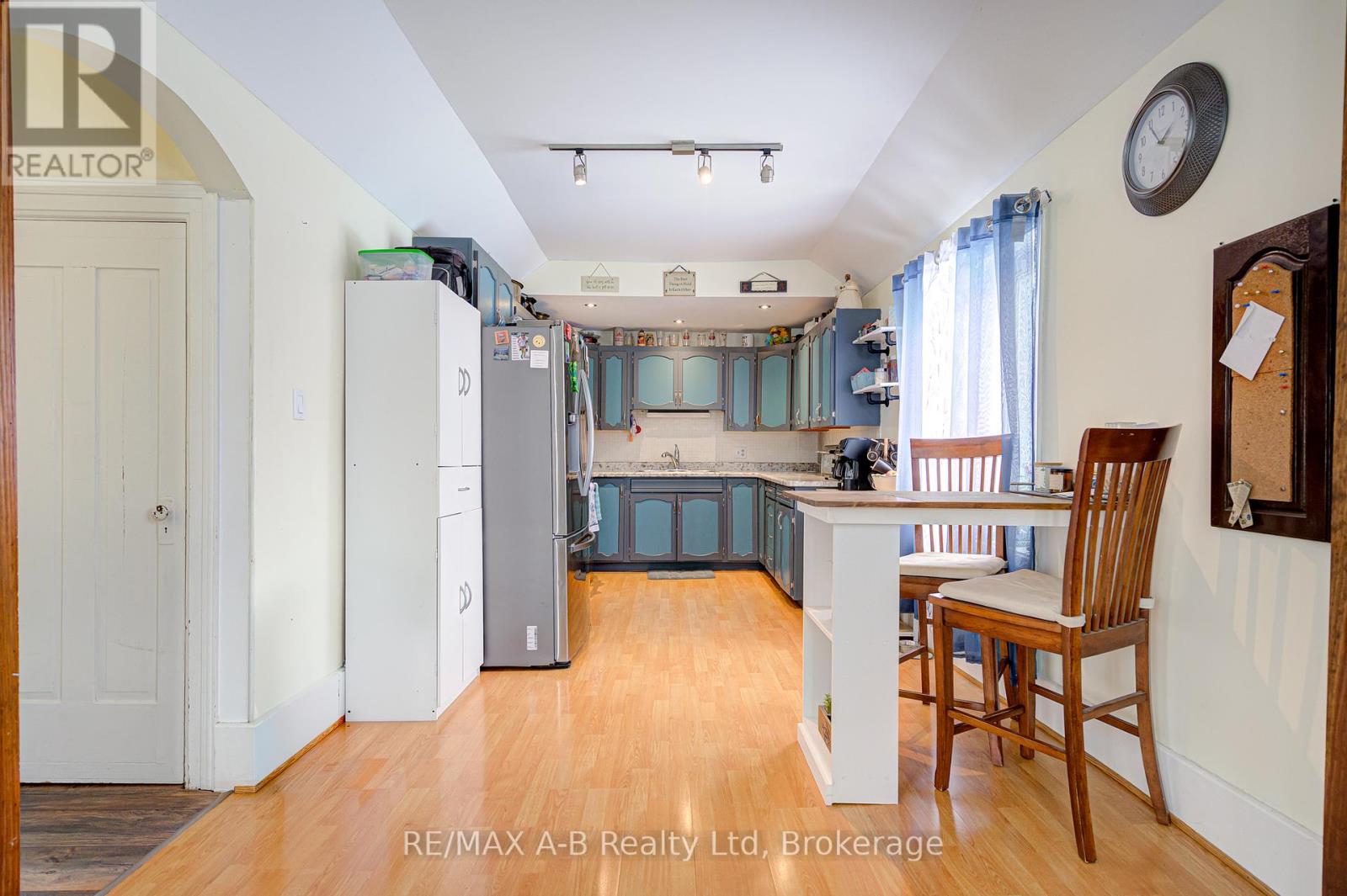 145 St George Street, West Perth, Ontario  N0K 1N0 - Photo 12 - X12900836