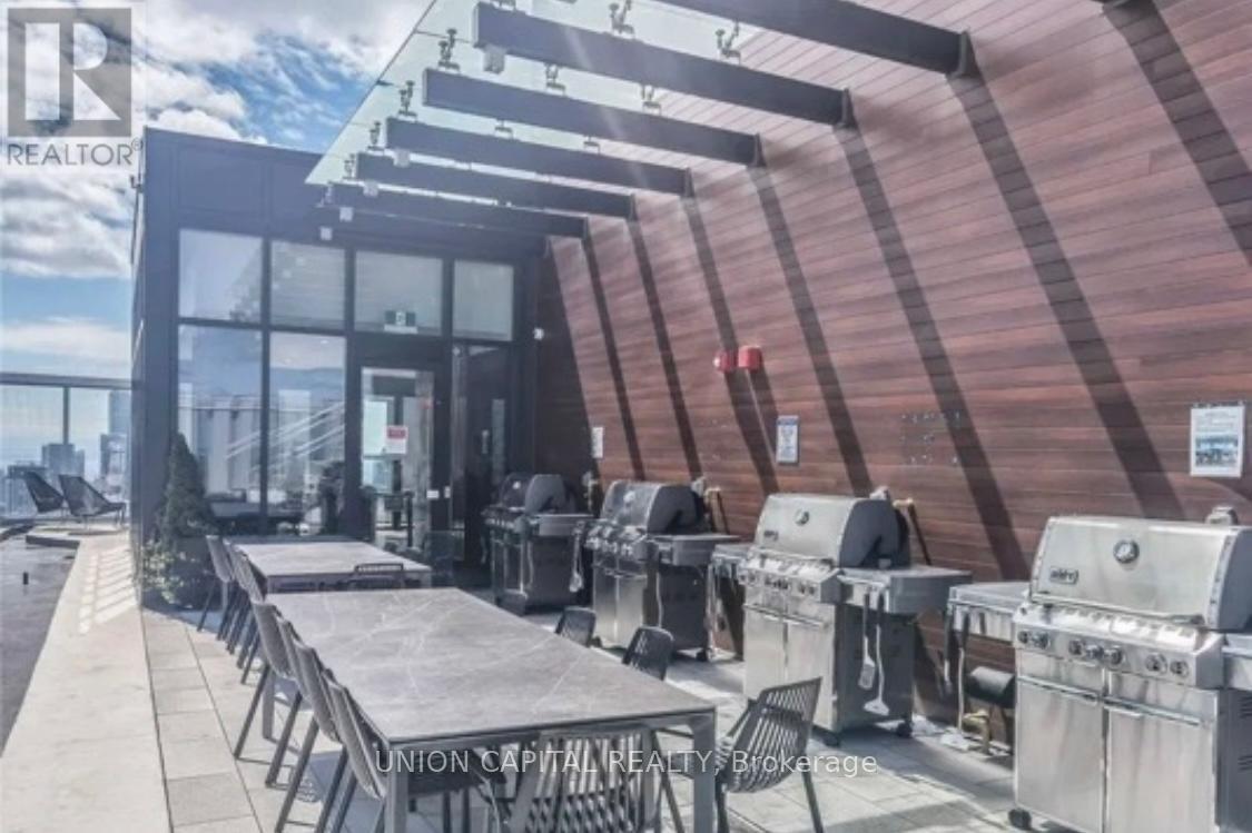 3709 - 1 Yorkville Avenue, Toronto, Ontario  M4W 0B1 - Photo 23 - C12911888