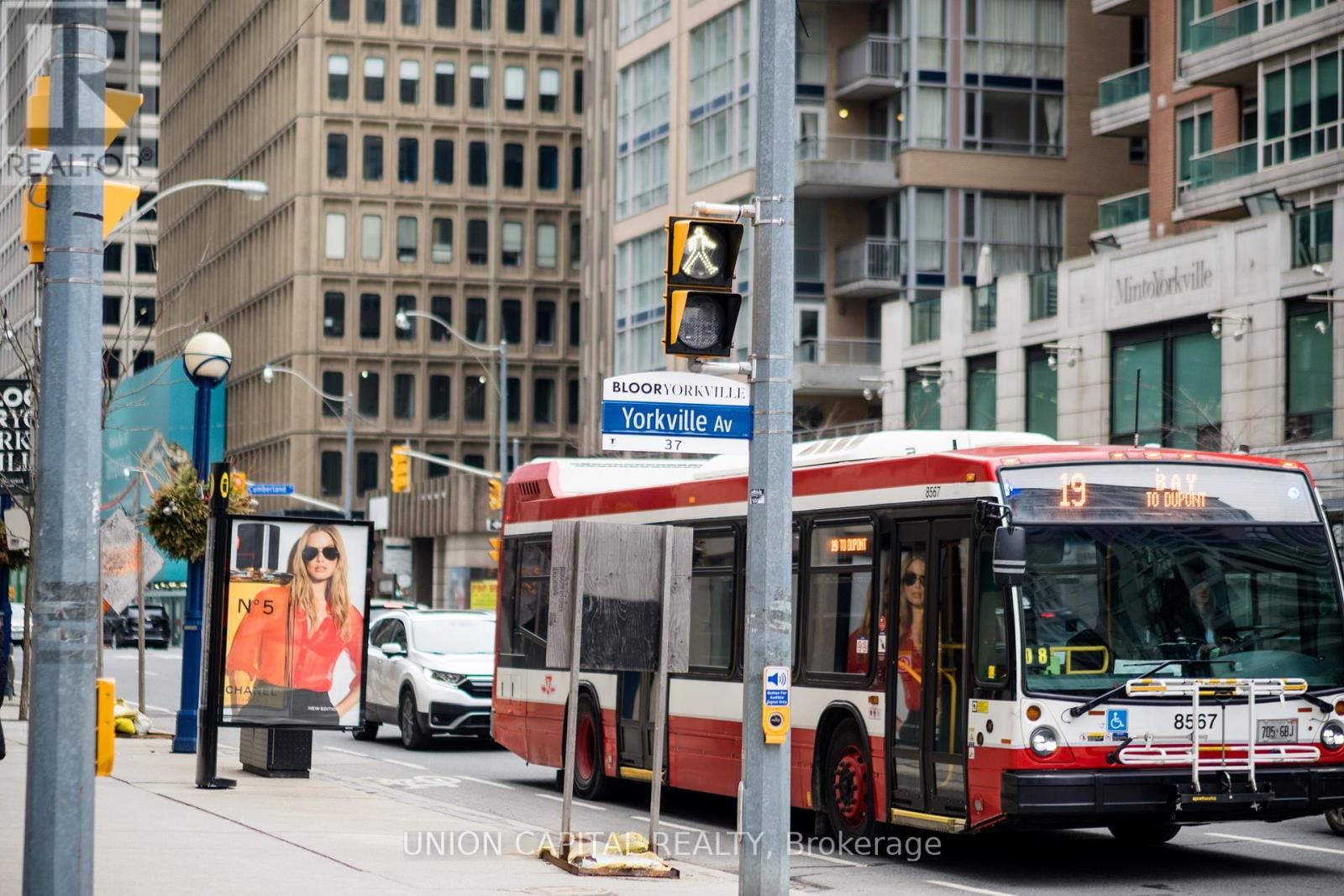 3709 - 1 Yorkville Avenue, Toronto, Ontario  M4W 0B1 - Photo 28 - C12911888