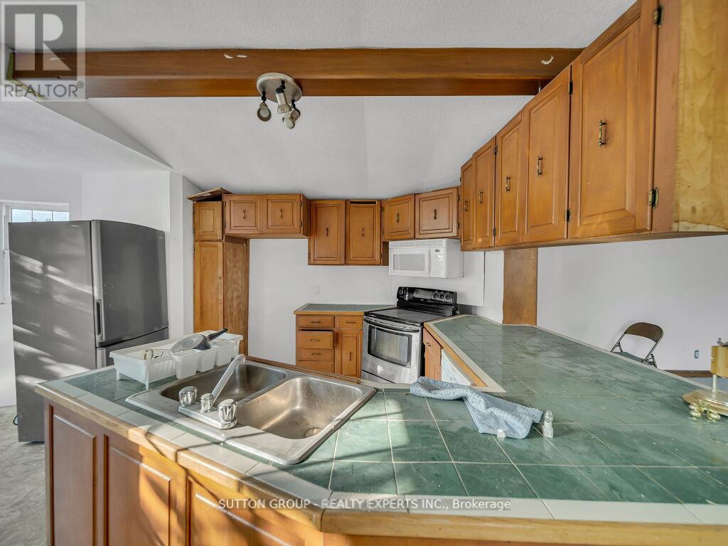 283 Main Courtland Street, Norfolk, Ontario  N4B 2M6 - Photo 8 - X12912156