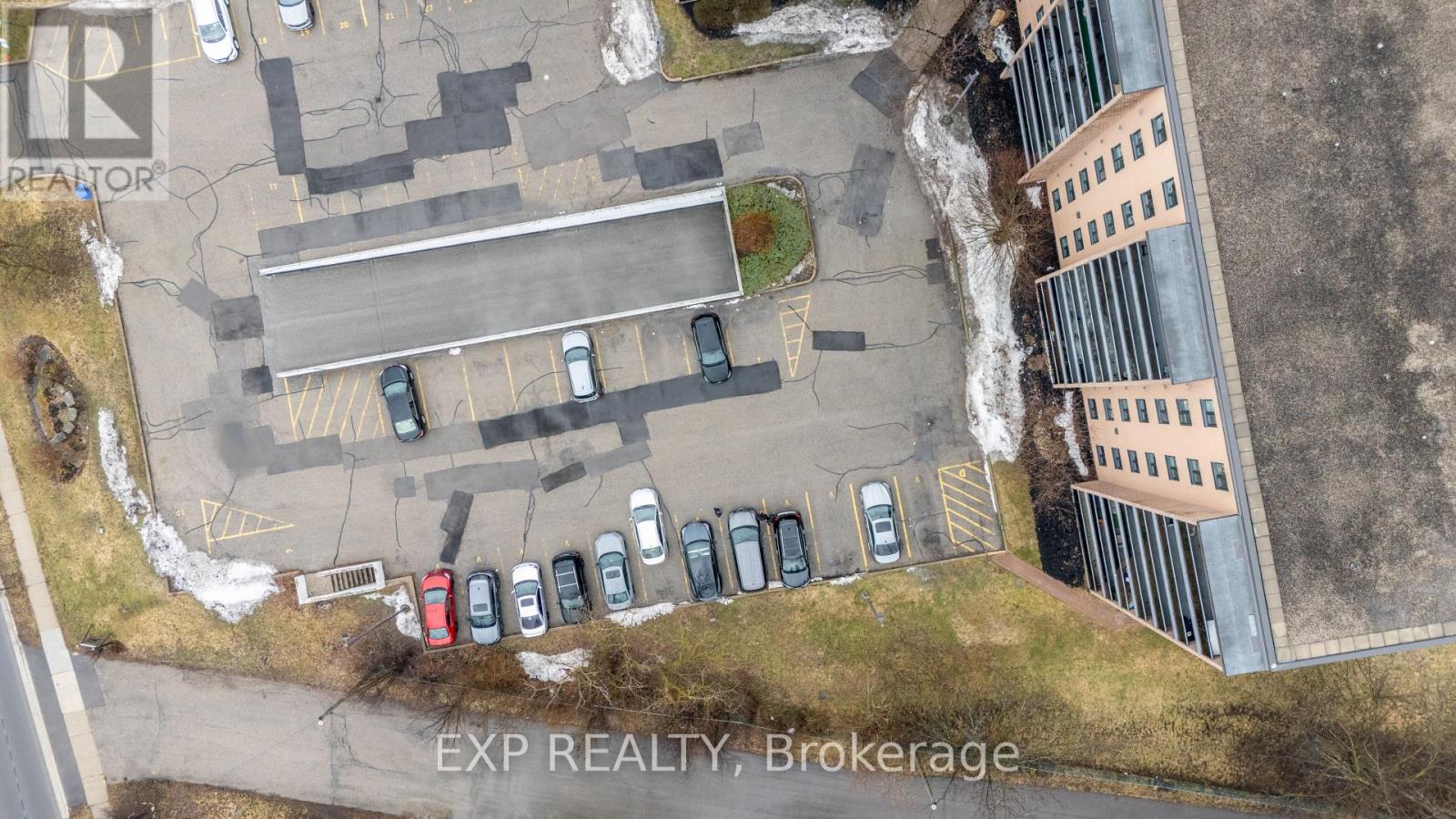 302 - 29 West Avenue, Kitchener, Ontario  N2M 5E4 - Photo 37 - X12912208