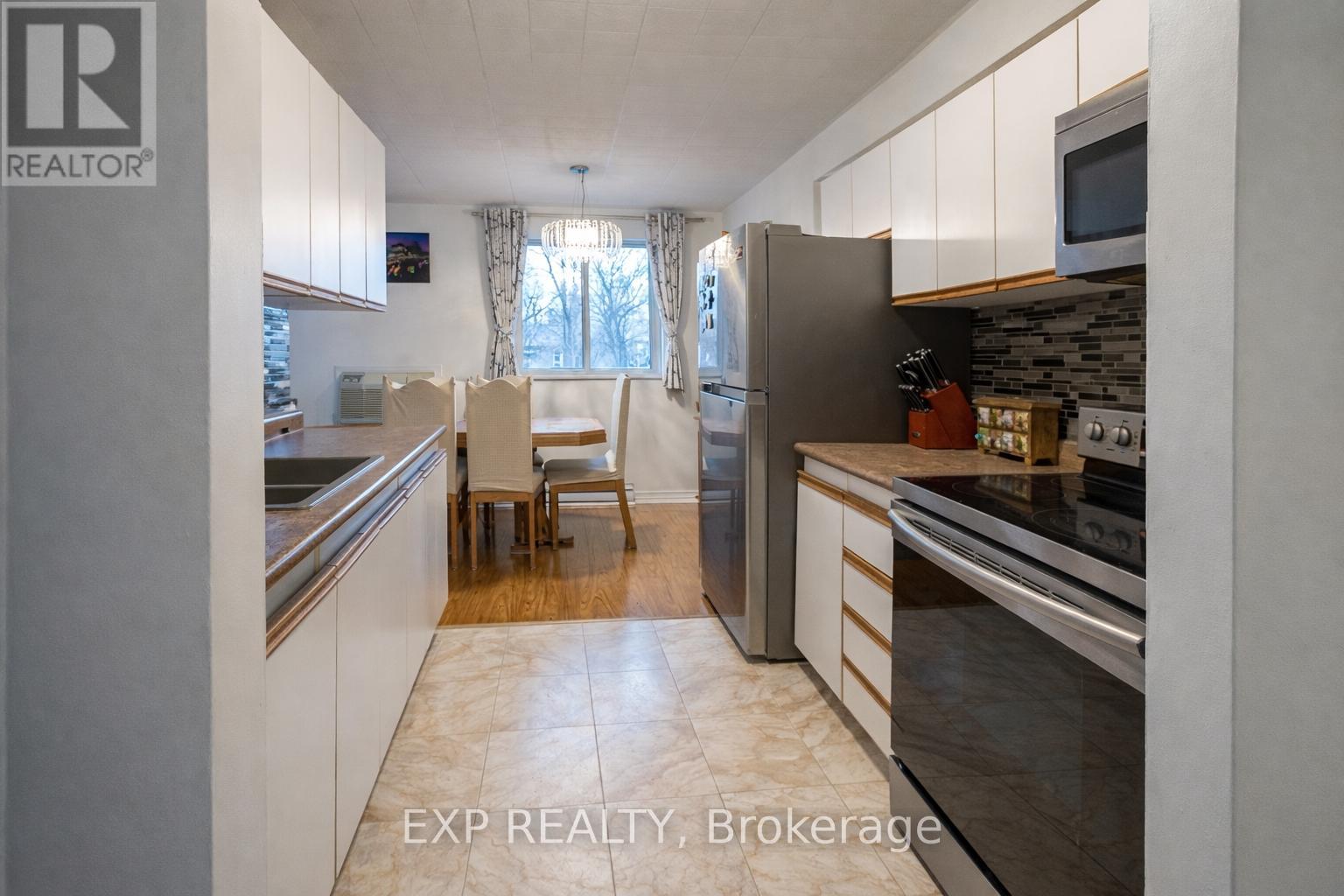 302 - 29 West Avenue, Kitchener, Ontario  N2M 5E4 - Photo 7 - X12912208