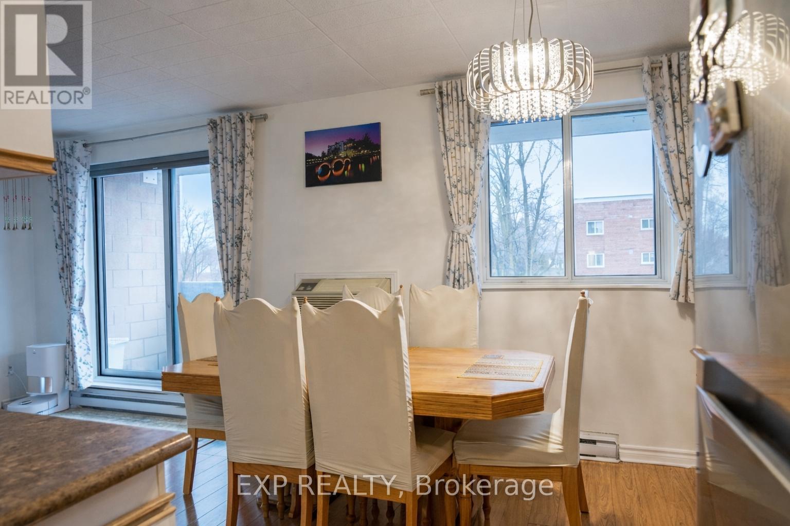 302 - 29 West Avenue, Kitchener, Ontario  N2M 5E4 - Photo 9 - X12912208