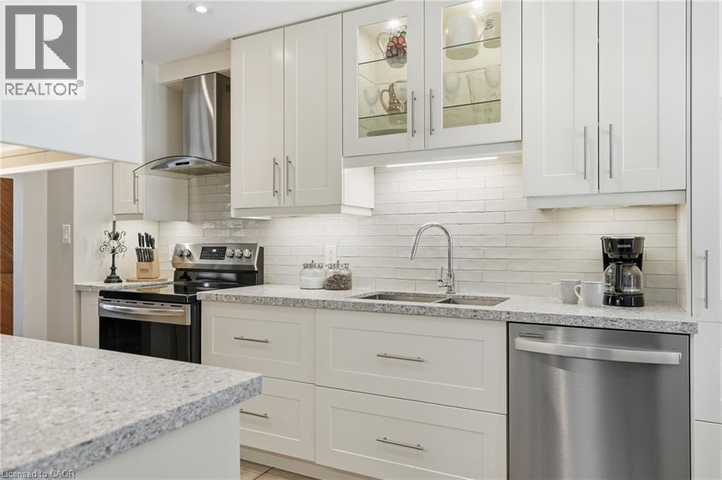 24 Braeheid Avenue, Waterdown, Ontario  L8B 0C5 - Photo 6 - 40804810