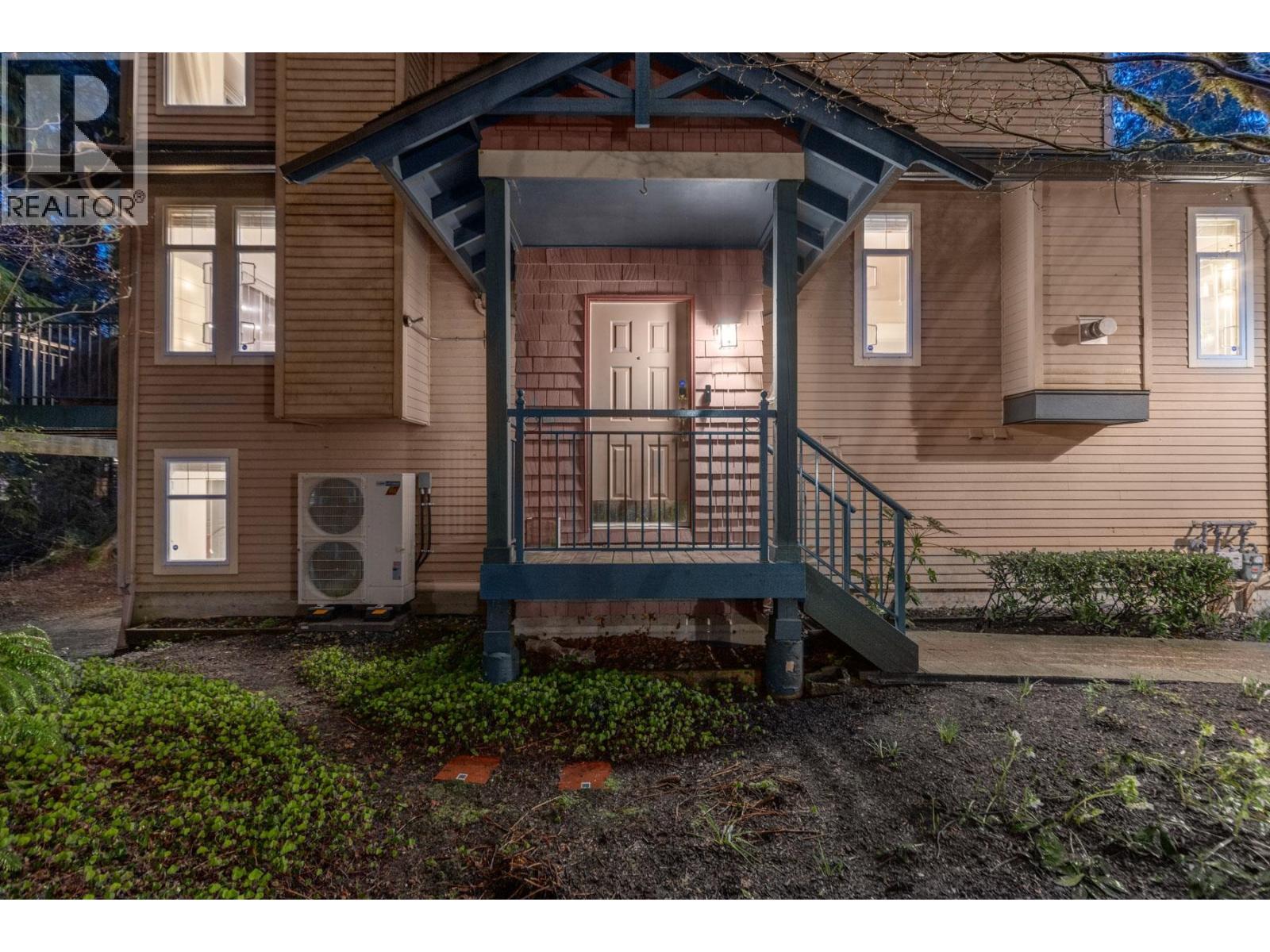 1188 Strathaven Drive, North Vancouver, British Columbia  V7H 2Z6 - Photo 2 - R3102319