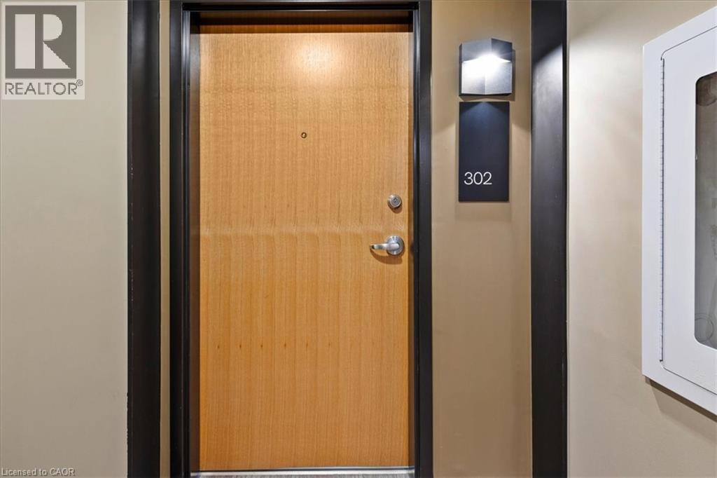 245 Grey Silo Road Unit# 302, Waterloo, Ontario  N2K 0G6 - Photo 4 - 40810986