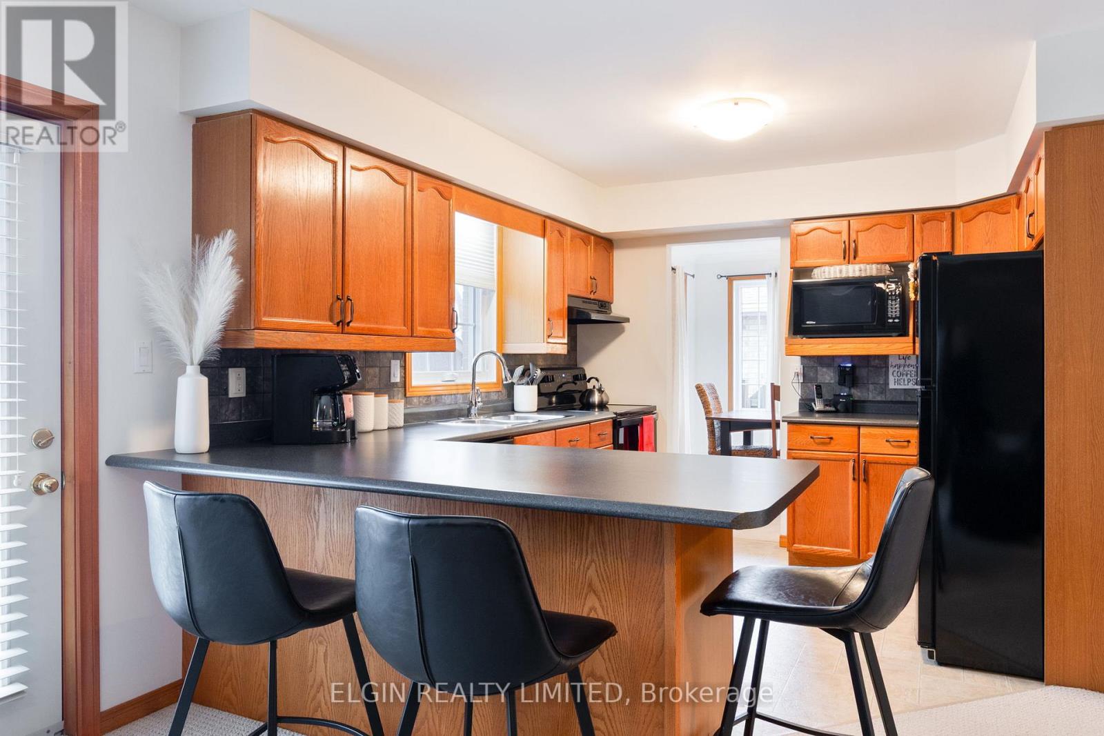 29 Trevithick Terrace, St. Thomas, Ontario  N5R 5Y6 - Photo 12 - X12912232