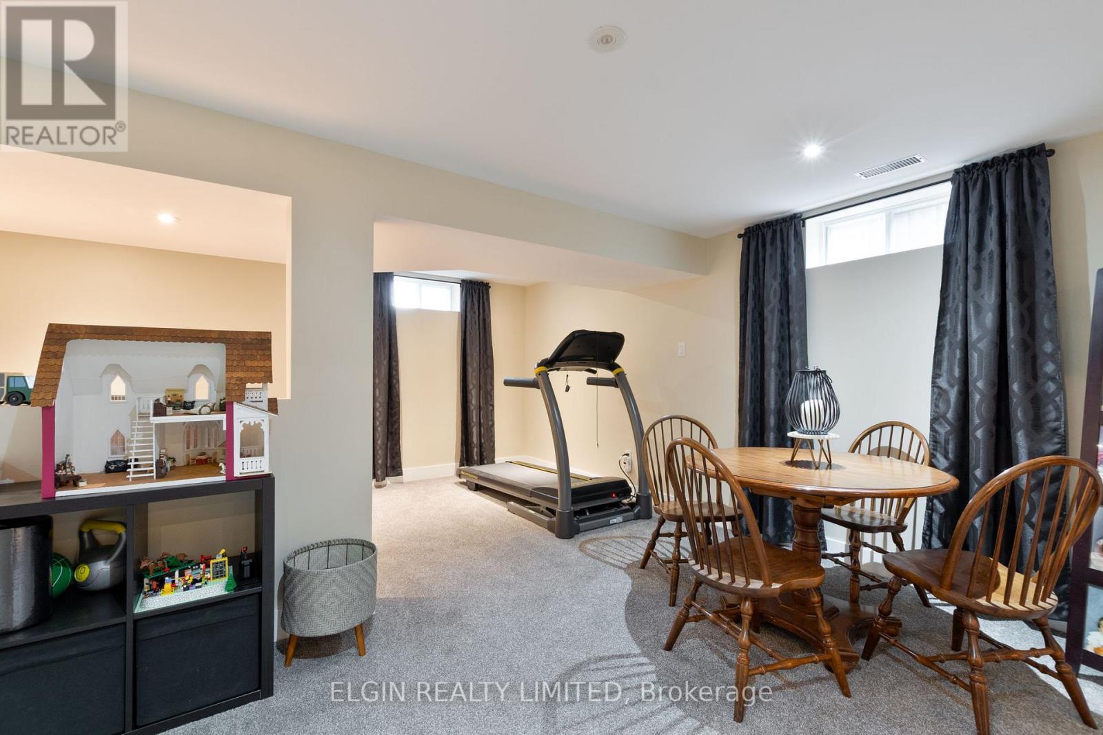 29 Trevithick Terrace, St. Thomas, Ontario  N5R 5Y6 - Photo 25 - X12912232