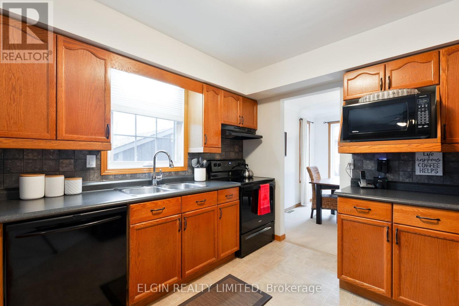 29 Trevithick Terrace, St. Thomas, Ontario  N5R 5Y6 - Photo 9 - X12912232