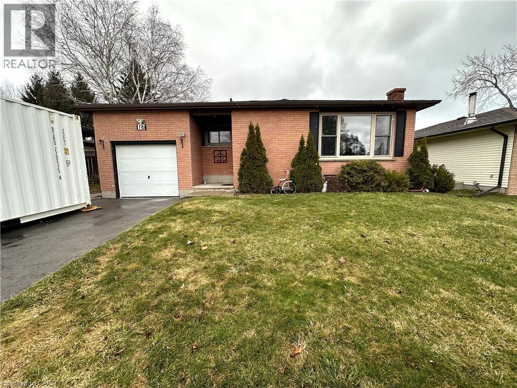 16 Westdale Avenue, Port Dover, Ontario  N0A 1N4 - Photo 2 - 40813868