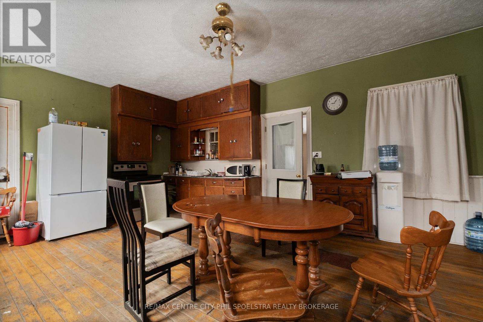 544 & 546 Concession 8 Road, Brockton, Ontario  N0G 1S0 - Photo 19 - X12912246