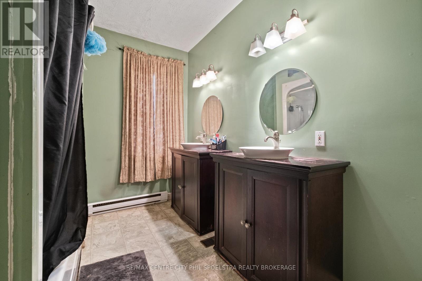 544 & 546 Concession 8 Road, Brockton, Ontario  N0G 1S0 - Photo 24 - X12912246