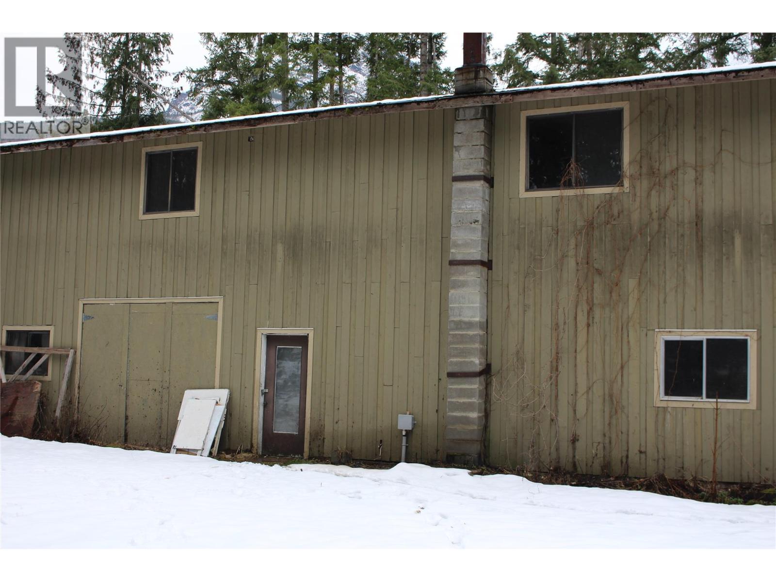 4850 Foothill Road Sw, Salmon Arm, British Columbia  V1E 3C2 - Photo 13 - 10378854