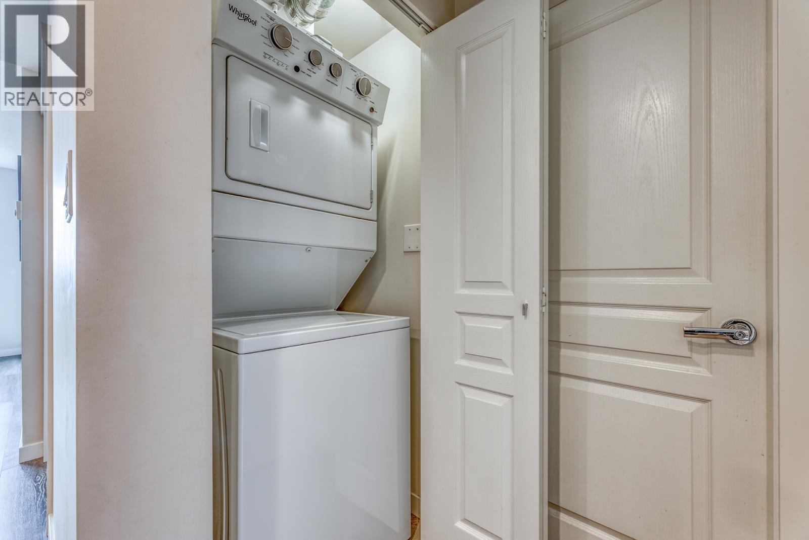 1604 3100 Windsor Gate, Coquitlam, British Columbia  V3B 0P3 - Photo 22 - R3102569