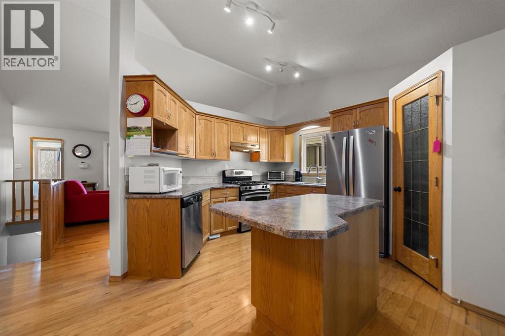 6308 30 Avenue, Camrose, Alberta  T4V 4V9 - Photo 9 - A2295402