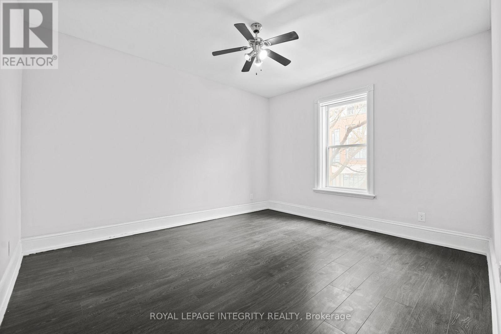 2 - 172 Cobourg Street, Ottawa, Ontario  K1N 8H5 - Photo 11 - X12912218