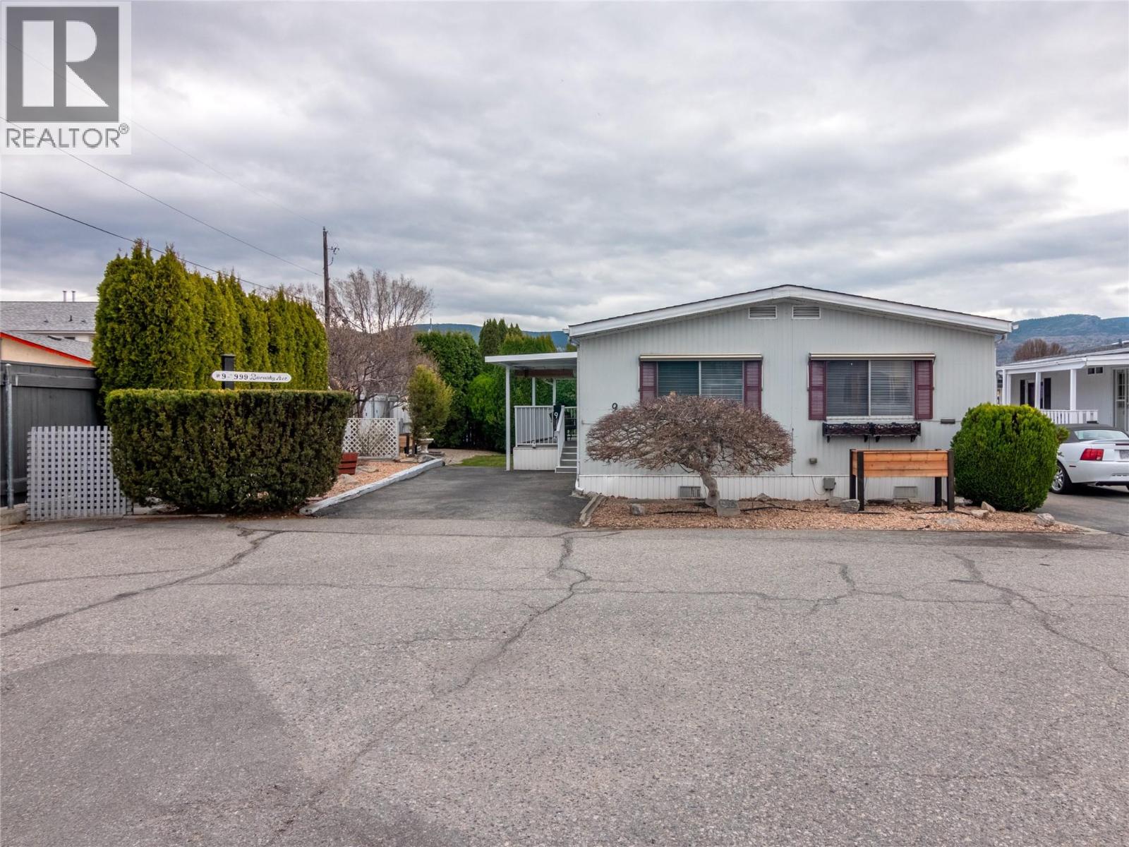 999 Burnaby Avenue Unit# 9, Penticton, British Columbia