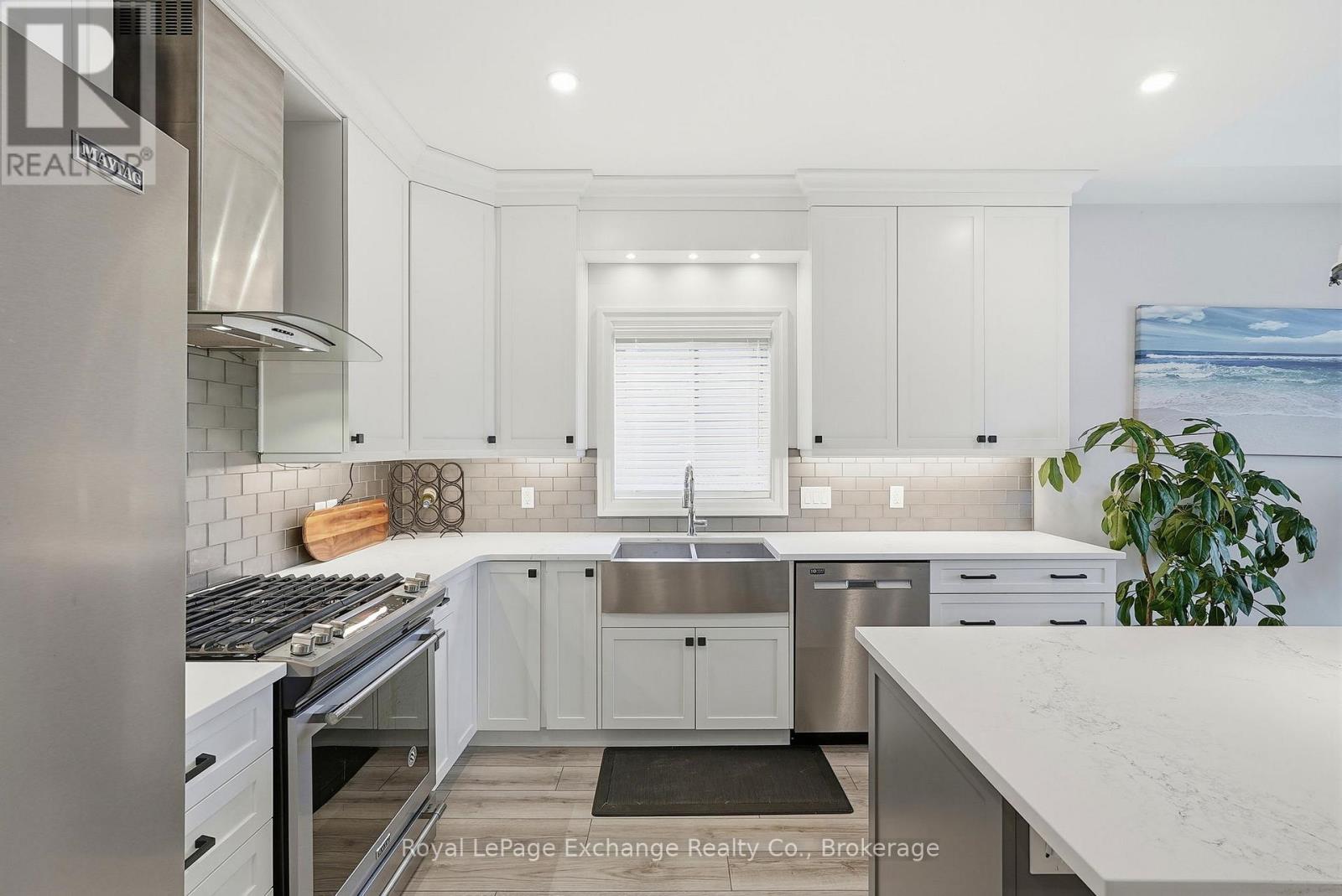 56 Chesley Street, Saugeen Shores, Ontario  N0H 2L0 - Photo 18 - X12912312