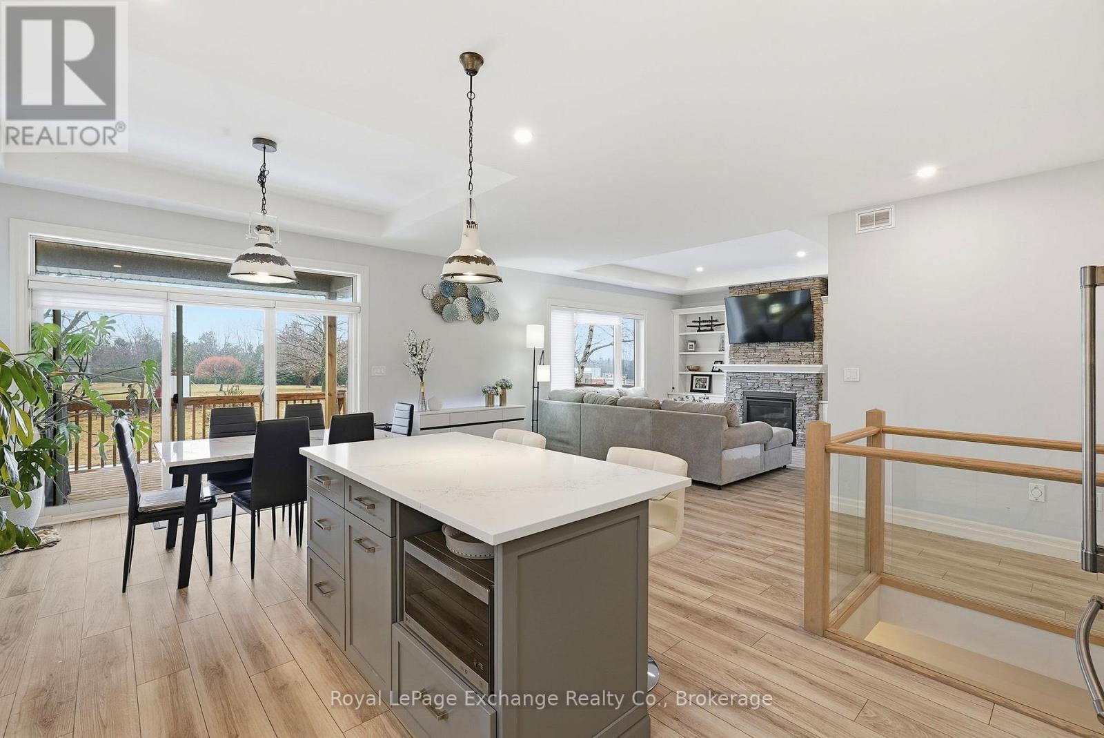 56 Chesley Street, Saugeen Shores, Ontario  N0H 2L0 - Photo 19 - X12912312