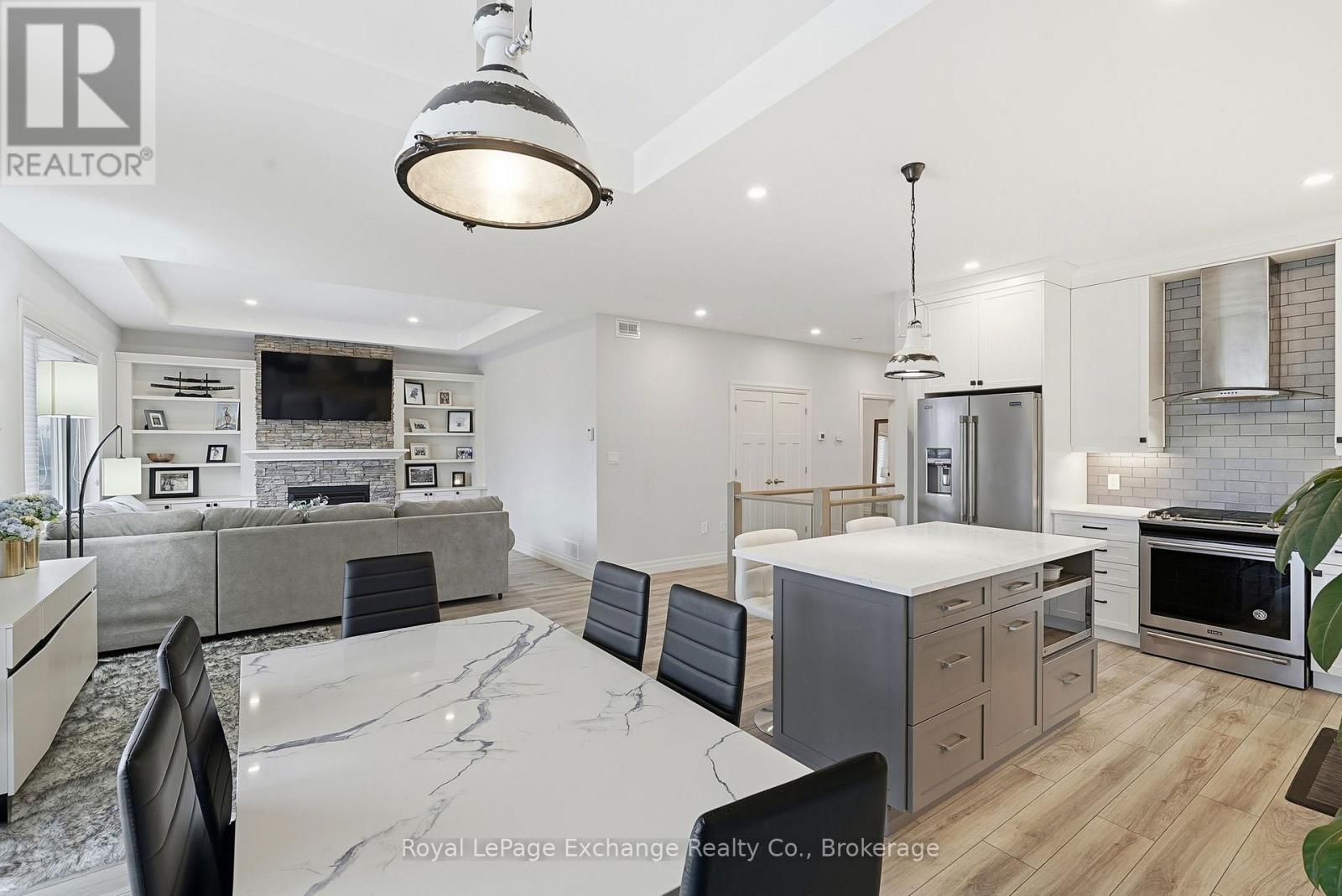 56 Chesley Street, Saugeen Shores, Ontario  N0H 2L0 - Photo 23 - X12912312