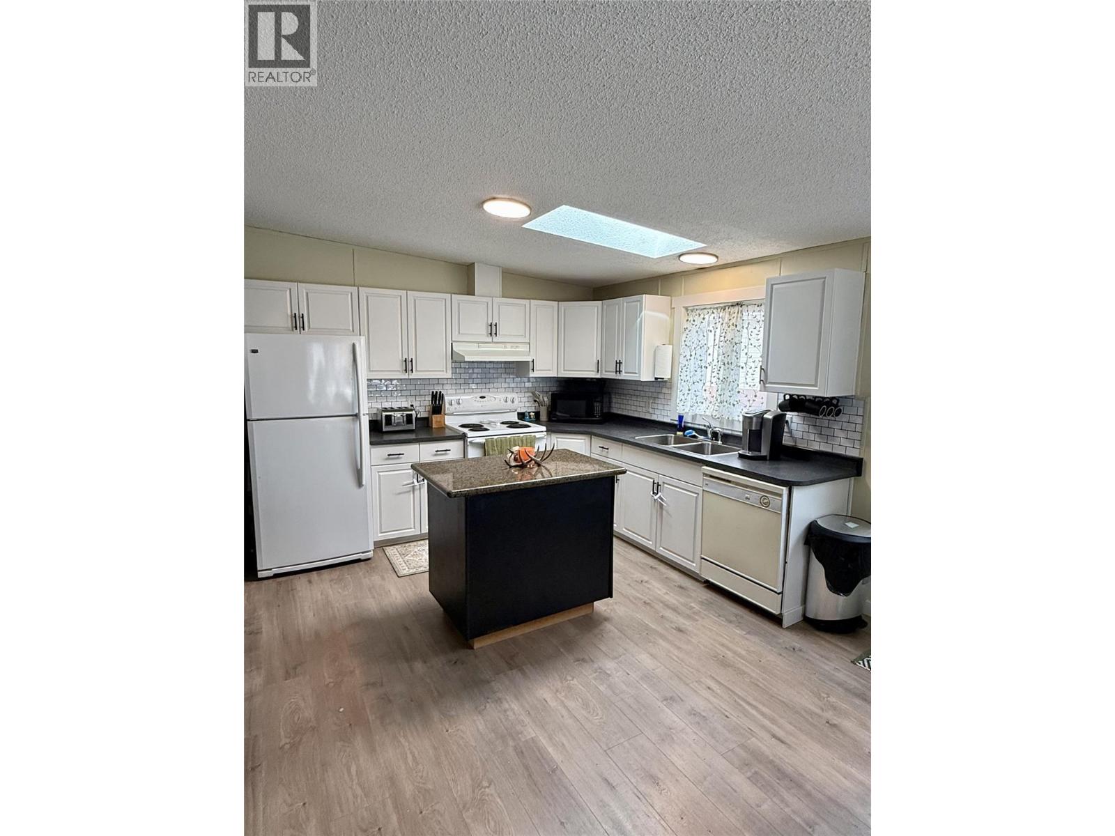 1555 Howe Road Unit# 77, Kamloops, British Columbia  V1S 1Y4 - Photo 14 - 10378735