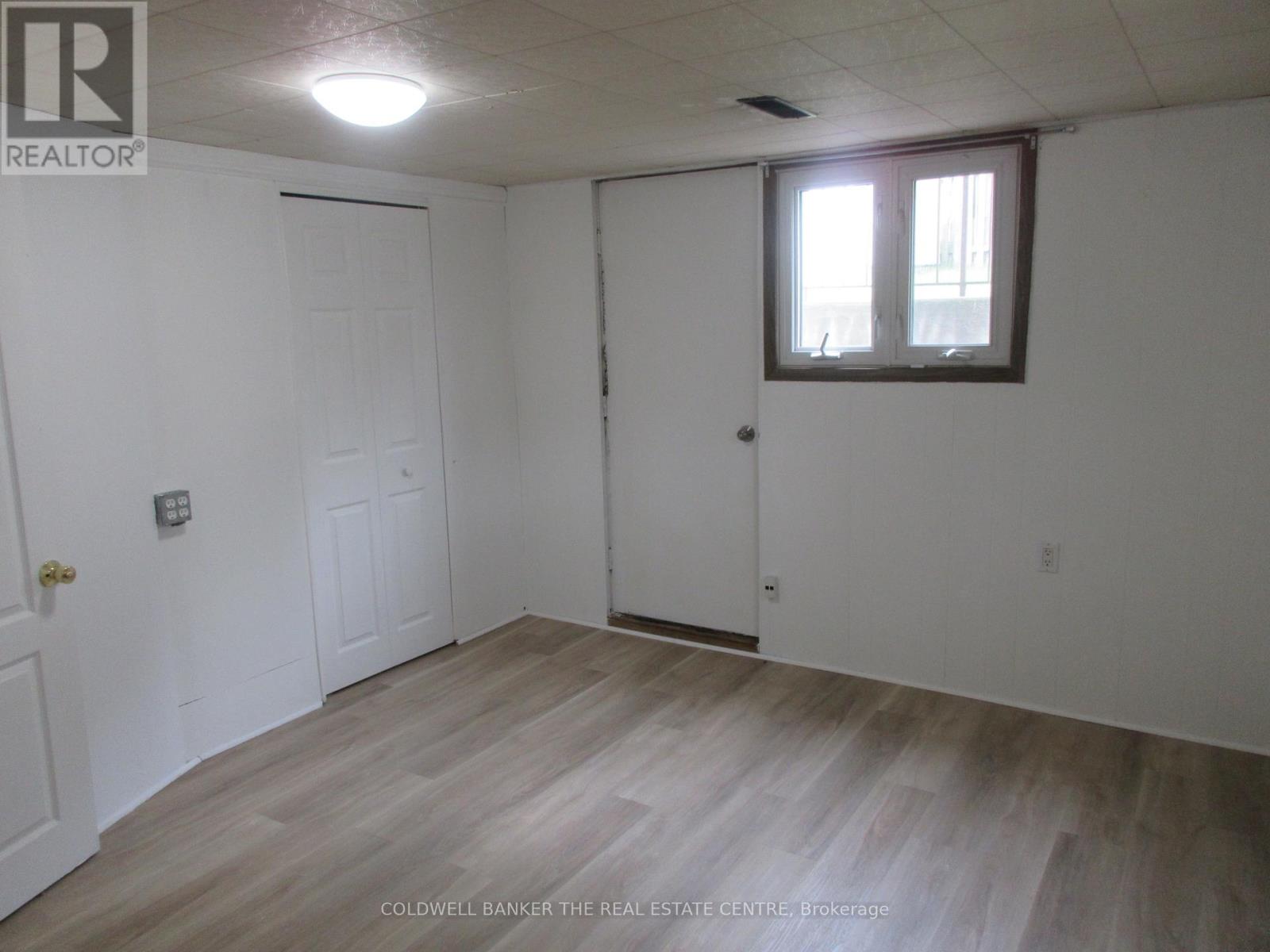 72 Navaho Drive, Toronto, Ontario  M2H 2X3 - Photo 9 - C12912256