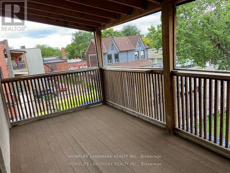 2a - 610 Bloor Street W, Toronto, Ontario  M5S 1Y3 - Photo 4 - C12912300